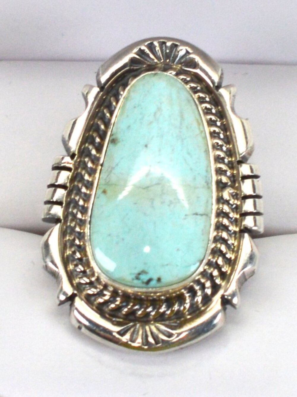 Native American Navajo Handcrafted Sterling Silver Fox Turquoise Ring Size 8.25